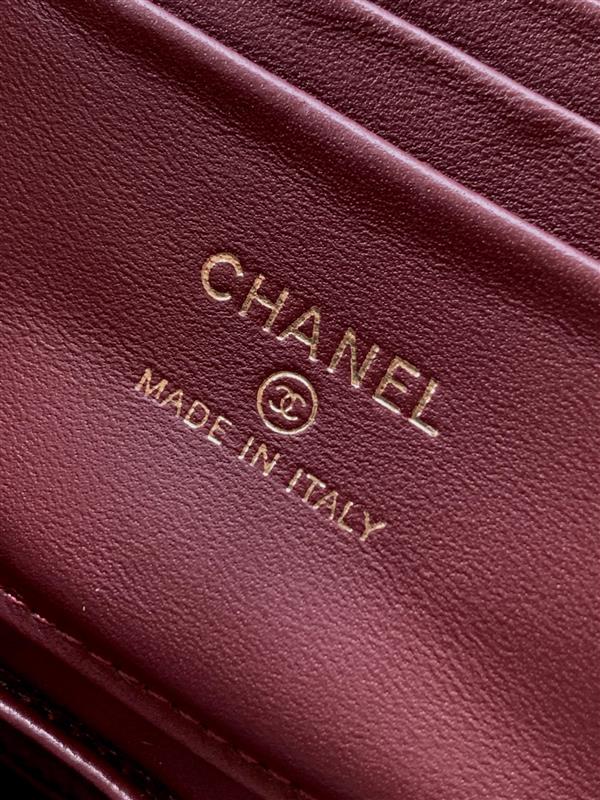 2026127215530422 600